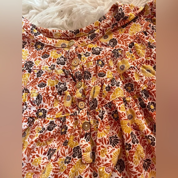 LOFT Vintage Island Floral Ruffle Henley Top Size LP - Picture 3 of 6